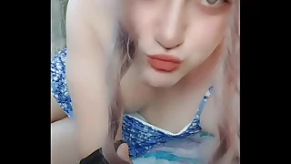 Boy to girl shemale blue spread out lacklustre legs